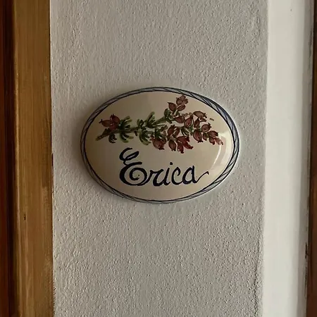 Bed & Breakfast Casa Gianfranca 3*